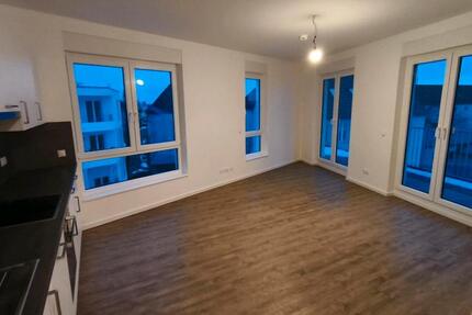 Wohnung Hennigsdorf - 2 Zimmer, 59 m&sup2;, 1.176&euro; | Angebot:25180305