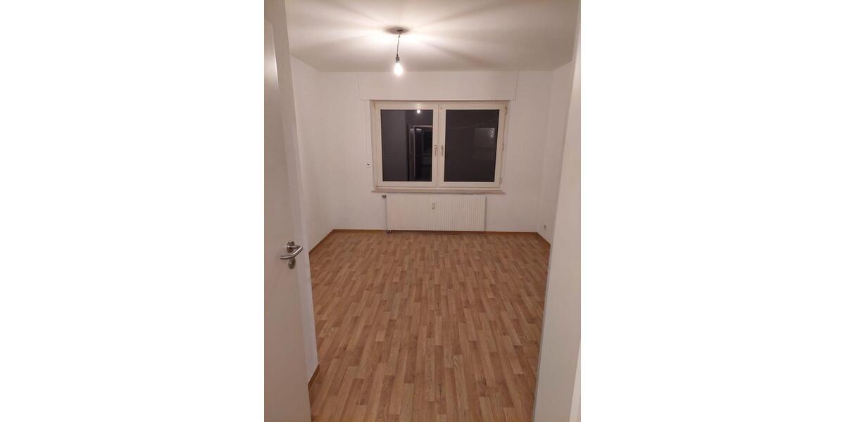 Etagenwohnung Kalletal - 3 Zimmer, 84 m&sup2;, 570&euro; | Angebot:24429803