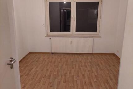 Wohnung Kalletal - 3 Zimmer, 84 m&sup2;, 570&euro; | Angebot:24429803