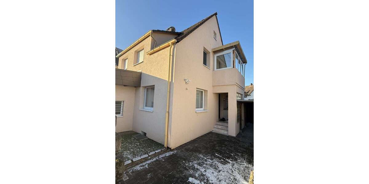 Haus zum Mieten in Rodenbach 1.820 € 140 m² 6 zimmer