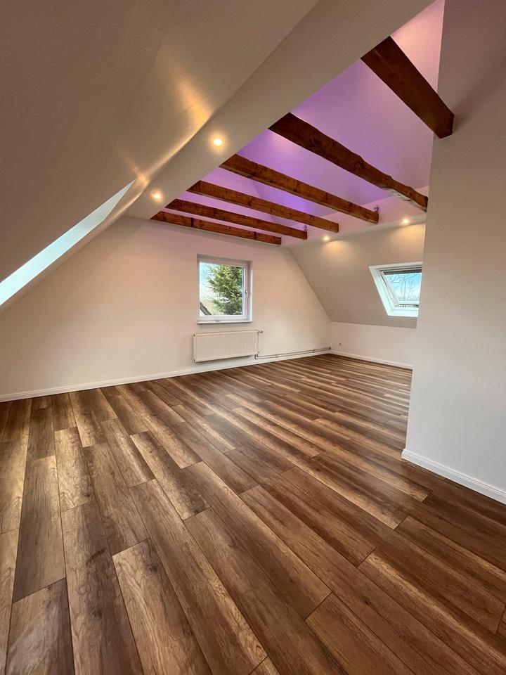 Wohnung Dachgeschoßwohnung