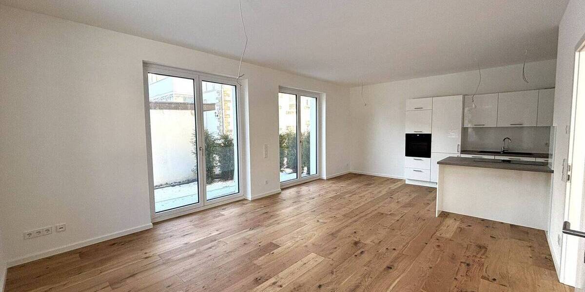 Etagenwohnung Sindelfingen Mitte - 2 Zimmer, 89 m&sup2;, 1.180&euro; | Angebot:26190952