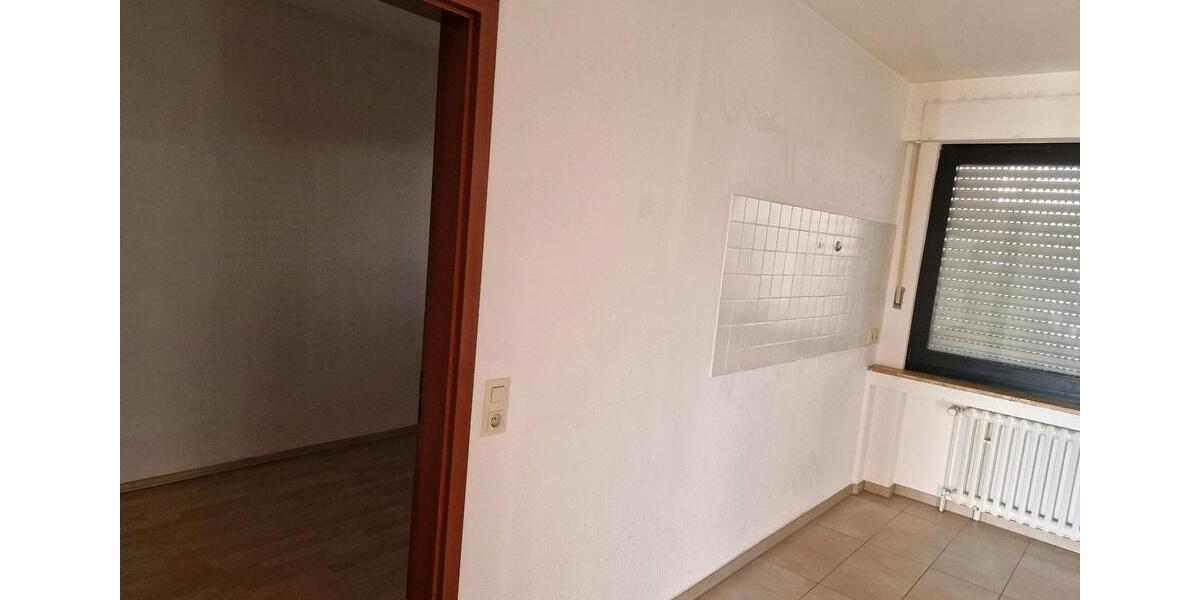 Wohnen auf Zeit Overath - 8 Zimmer, 215 m&sup2;, 1.750&euro; | Angebot:25449547