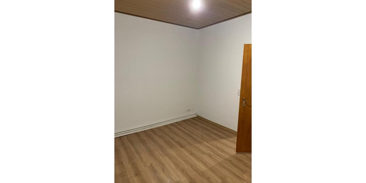 Erdgeschoßwohnung Elsfleth - 4 Zimmer, 96 m&sup2;, 790&euro; | Angebot:26566022