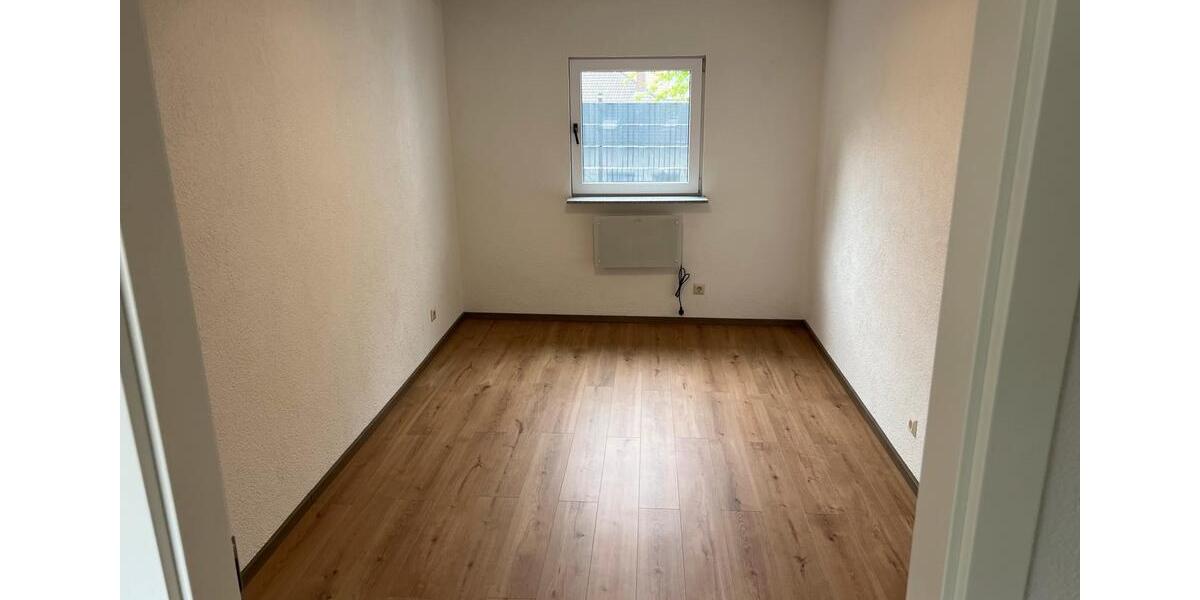 Einfamilienhaus Hohenroda - 3 Zimmer, 81 m&sup2;, 800&euro; | Angebot:26276271
