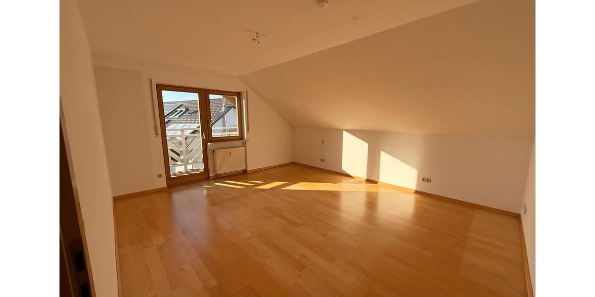 Einfamilienhaus Kandern - 5 Zimmer, 150 m&sup2;, 1.950&euro; | Angebot:25856128