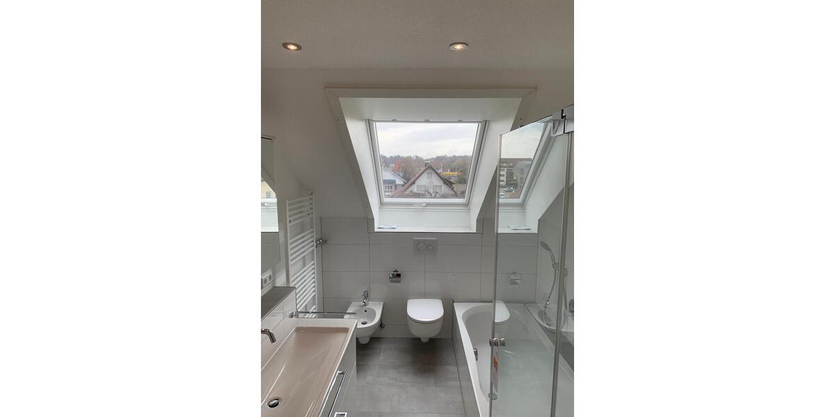 Dachgeschoßwohnung Friedrichshafen Allmannsweiler - 3 Zimmer, 100 m&sup2;, 1.280&euro; | Angebot:26325811