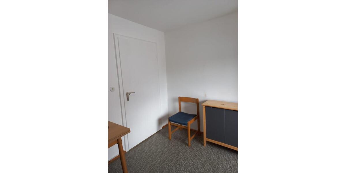 Wohnen auf Zeit Karlsruhe Knielingen - 13 Zimmer, 13 m&sup2;, 445&euro; | Angebot:25370074