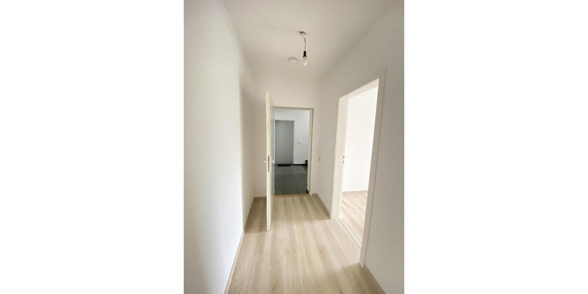 Etagenwohnung Solingen - 3 Zimmer, 69 m&sup2;, 719&euro; | Angebot:24522822