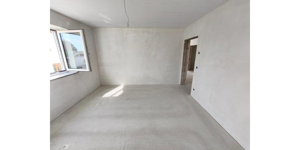 4 Zi. Wohnung (Nr. 7) im OG mit Balkon - Etagenwohnung Adelsdorf OT | Angebot:24466875