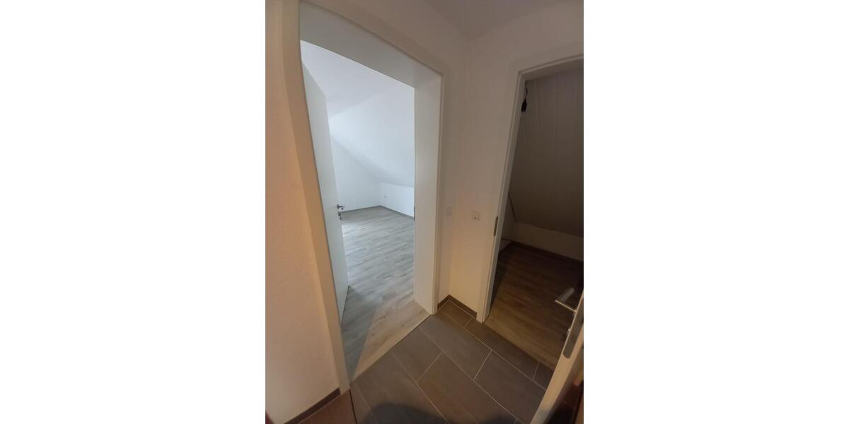Dachgeschoßwohnung Polch - 3 Zimmer, 75 m&sup2;, 780&euro; | Angebot:26459300