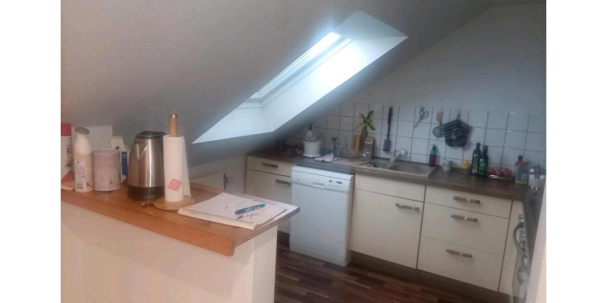 Dachgeschoßwohnung Bad Mergentheim - 3 Zimmer, 80 m&sup2;, 750&euro; | Angebot:24653858