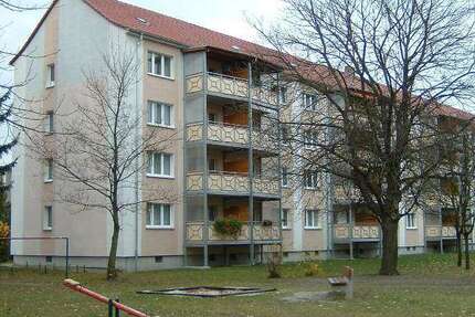 Wohnung Finsterwalde - 2.5 Zimmer, 58 m&sup2;, 372&euro; | Angebot:25529906