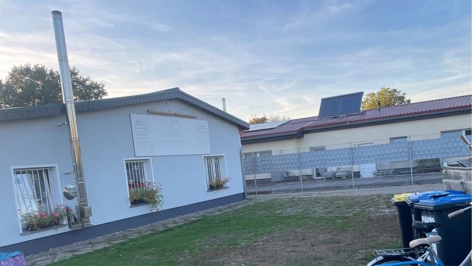 Gewerbefläche Lagerhalle + Büro zimmer