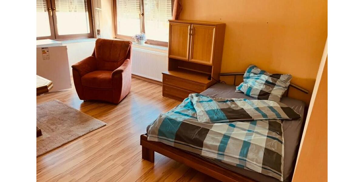 Wohnen auf Zeit Hirschberg - 10 Zimmer, 200 m&sup2;, 15&euro; | Angebot:24784582