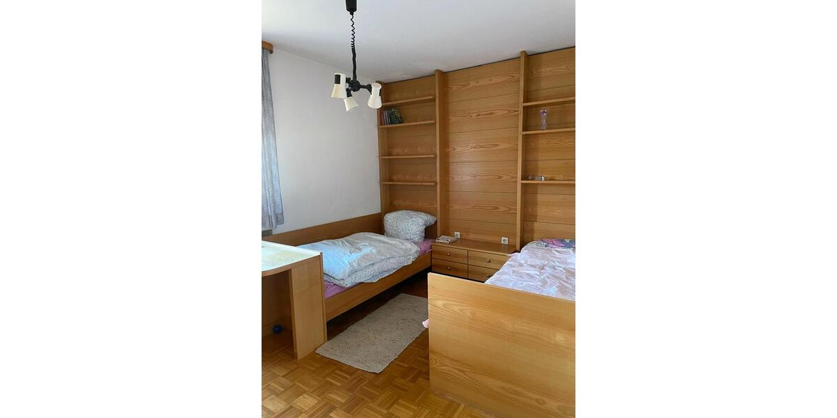 Wohnen auf Zeit Forstinning - 5 Zimmer, 20 m&sup2;, 515&euro; | Angebot:25294015