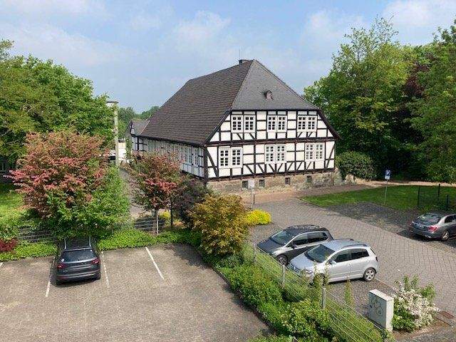 Gewerbeobjekt Erwitte - 6 Zimmer, 115 m&sup2;, 850&euro; | Angebot:25664648