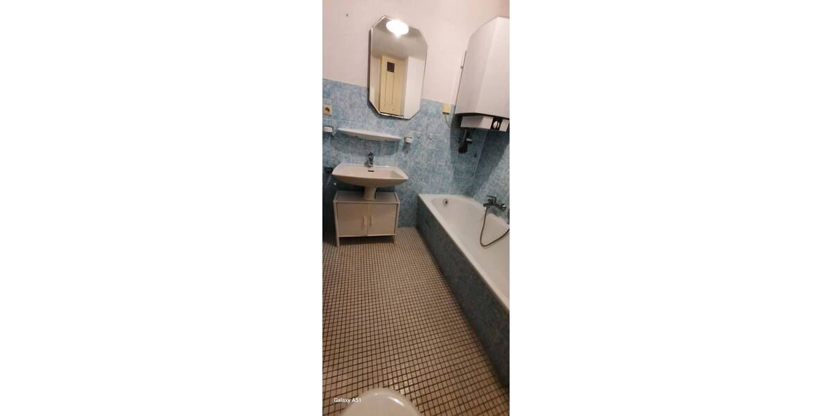 Etagenwohnung Uelzen - 2 Zimmer, 70 m&sup2;, 245&euro; | Angebot:26290209