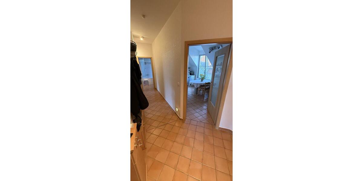 Dachgeschoßwohnung Stralsund - 3 Zimmer, 72 m&sup2;, 828&euro; | Angebot:26649256