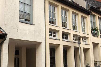 Wohnung Flensburg Altstadt - 2 Zimmer, 82 m&sup2;, 535&euro; | Angebot:25702346