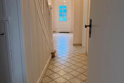 Großes Mietshaus auf dem Land – 190 m², 6 Zimmer, 2 Etagen 6 zimmer