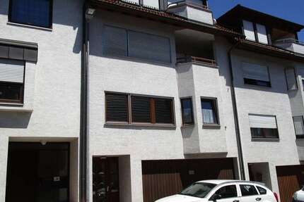 Haus Waldenbuch - 6 Zimmer, 155 m&sup2;, 1.650&euro; | Angebot:27267289