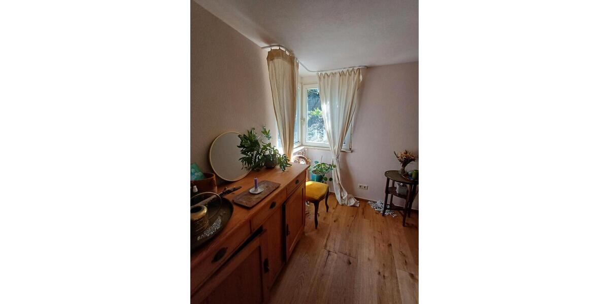 Wohnen auf Zeit Freiburg im Breisgau Ebnet - 1.5 Zimmer, 45 m&sup2;, 900&euro; | Angebot:26553479