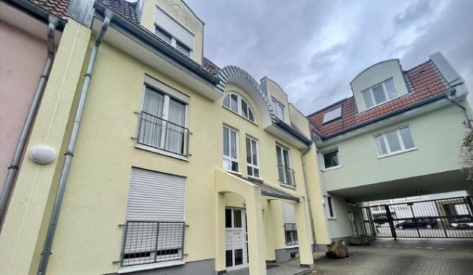 Bad Kreuznach - Zentralgelegene 2 12 ZKBB mit Einbauküche