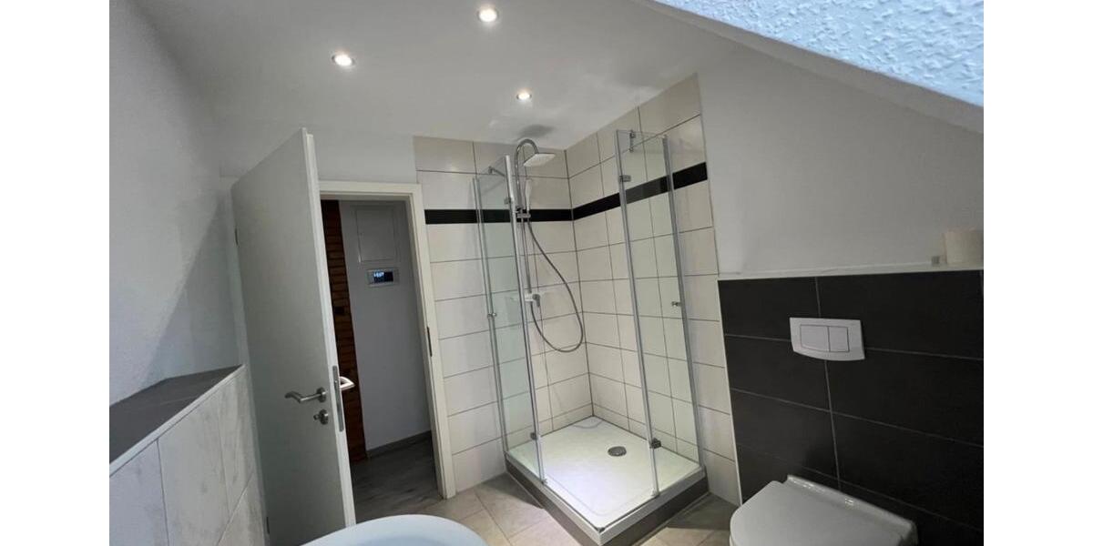 Dachgeschoßwohnung Rodewald - 3 Zimmer, 100 m&sup2;, 950&euro; | Angebot:26387251