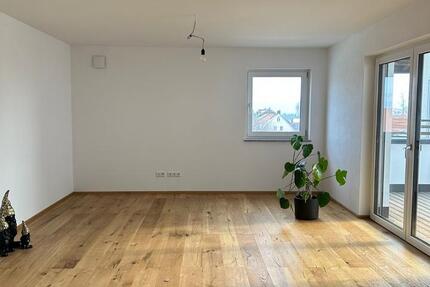 Wohnung Büchlberg - 3 Zimmer, 90 m&sup2;, 910&euro; | Angebot:24751439