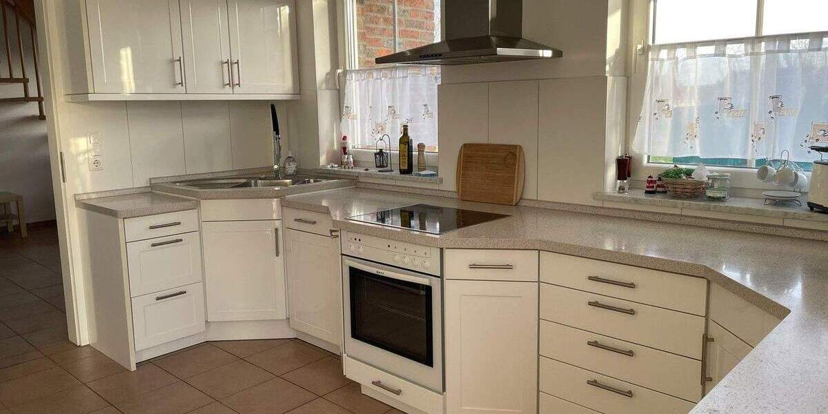 Einfamilienhaus Kröslin - 6 Zimmer, 220 m&sup2;, 1.990&euro; | Angebot:24671910