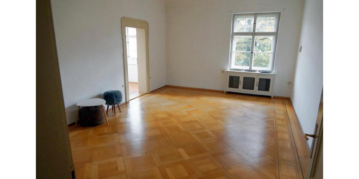 Etagenwohnung Traunstein - 5 Zimmer, 170 m&sup2;, 1.600&euro; | Angebot:26702875