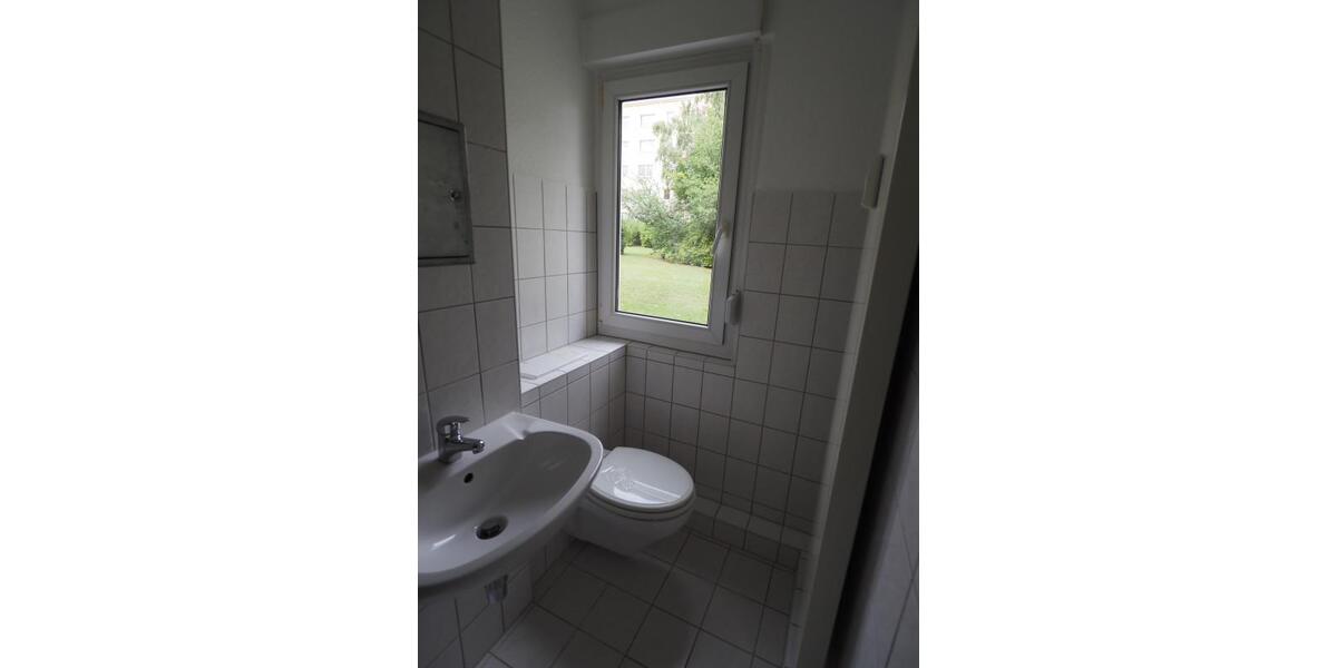 Erdgeschoßwohnung Altenburg - 3 Zimmer, 58 m&sup2;, 380&euro; | Angebot:24438850