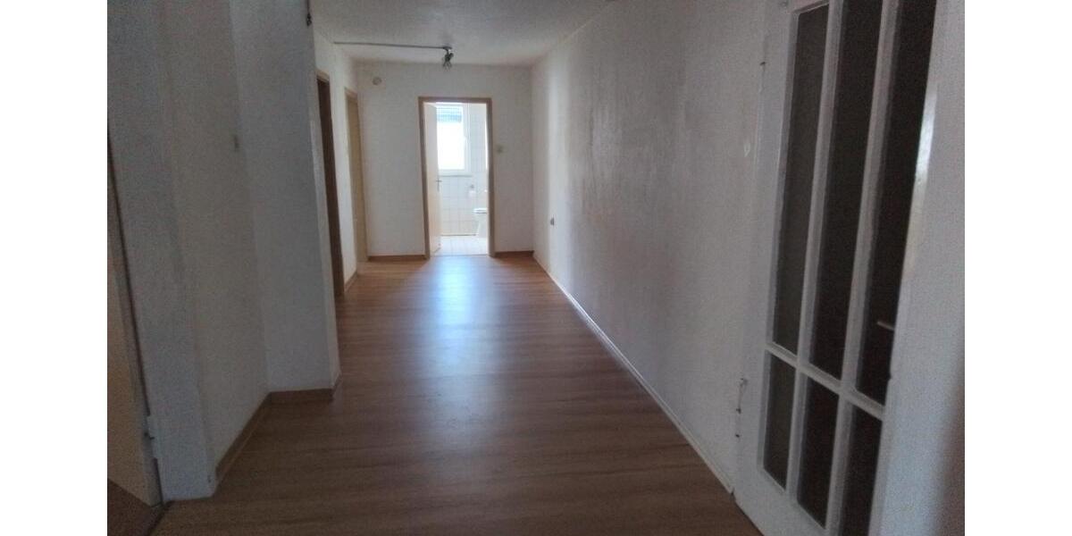 Etagenwohnung Schömberg - 5 Zimmer, 104 m&sup2;, 700&euro; | Angebot:24615029