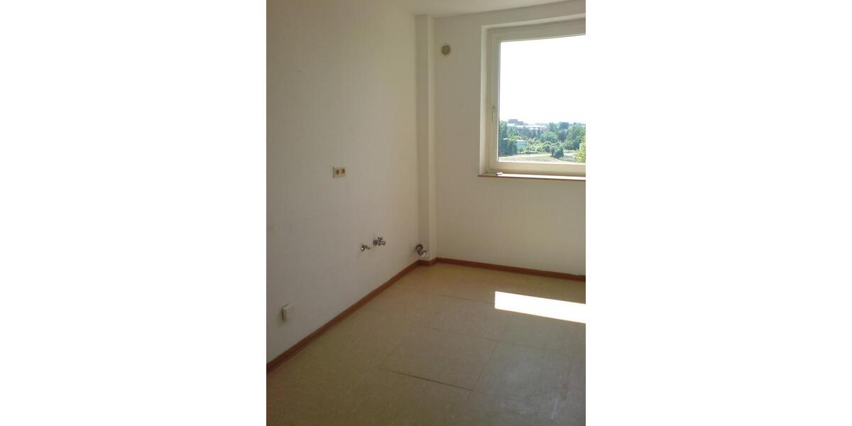 Etagenwohnung Staßfurt - 4 Zimmer, 83 m&sup2;, 501&euro; | Angebot:25484096