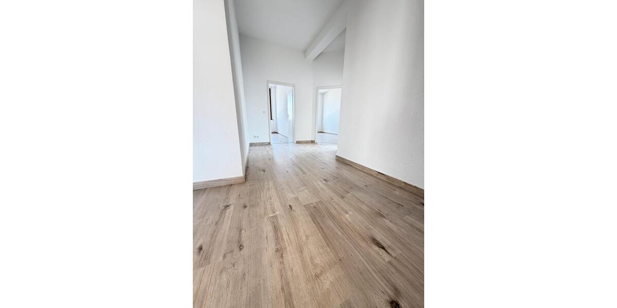 Etagenwohnung Thalheim/Erzgebirge Erzgebirge - 3 Zimmer, 120 m&sup2;, 804&euro; | Angebot:25714823