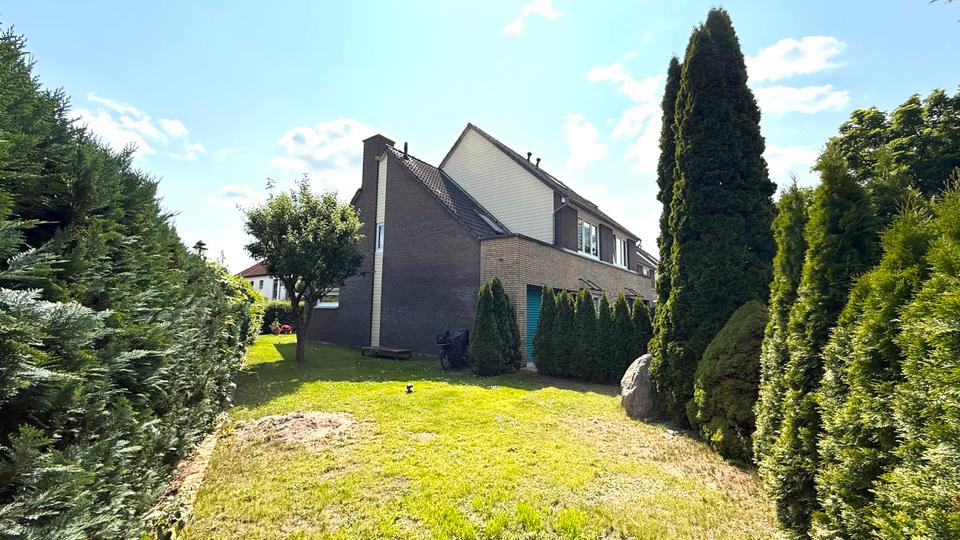 Reihenhaus Falkensee - 6 Zimmer, 137 m&sup2;, 2.250&euro; | Angebot:25989157