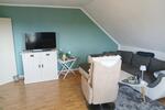 Moderne, geräumige Wohnung mit Balkon am Stadtrand. Einbauküche möglich!