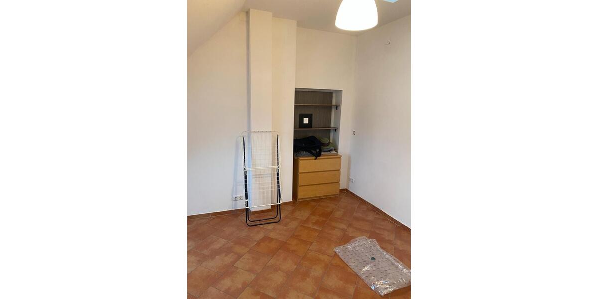 Dachgeschoßwohnung Berlin Neukölln - 4 Zimmer, 78 m&sup2;, 1.750&euro; | Angebot:26409229
