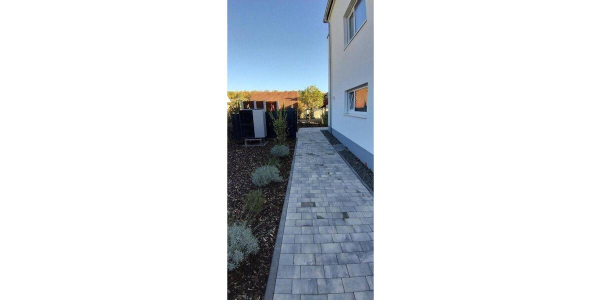 Etagenwohnung Homburg Jägersburg - 3 Zimmer, 98 m&sup2;, 1.250&euro; | Angebot:26809379