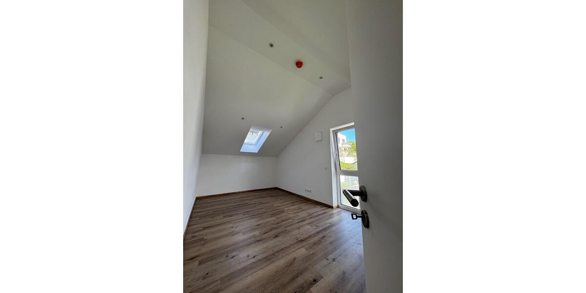 Doppelhaushälfte Teublitz - 5 Zimmer, 164 m&sup2;, 1.990&euro; | Angebot:22831914