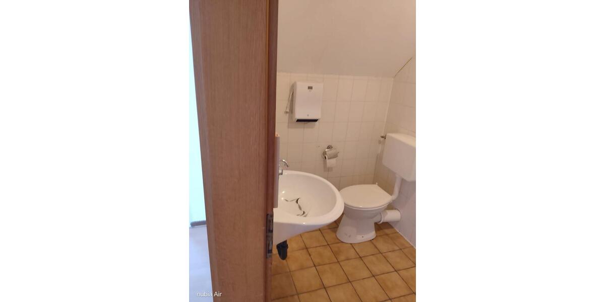 Etagenwohnung Betzdorf - 5 Zimmer, 140 m&sup2;, 950&euro; | Angebot:26385775
