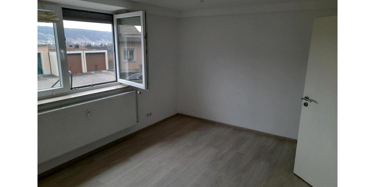 Etagenwohnung Kelheim - 1 Zimmer, 21 m&sup2;, 300&euro; | Angebot:25722538