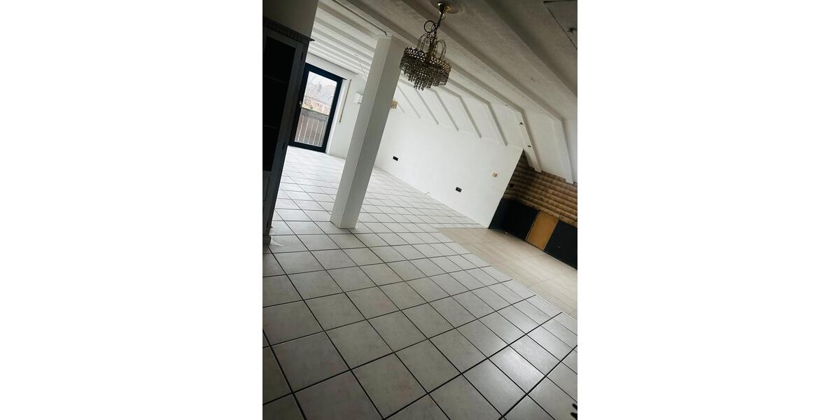 Helle 3-Zimmer-Wohnung mit Balkon&Klima in Altenheim (Neuried) 3 zimmer