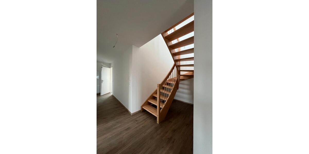 Maisonettenwohnung Ochsenhausen - 4.5 Zimmer, 135 m&sup2;, 1.485&euro; | Angebot:26101699