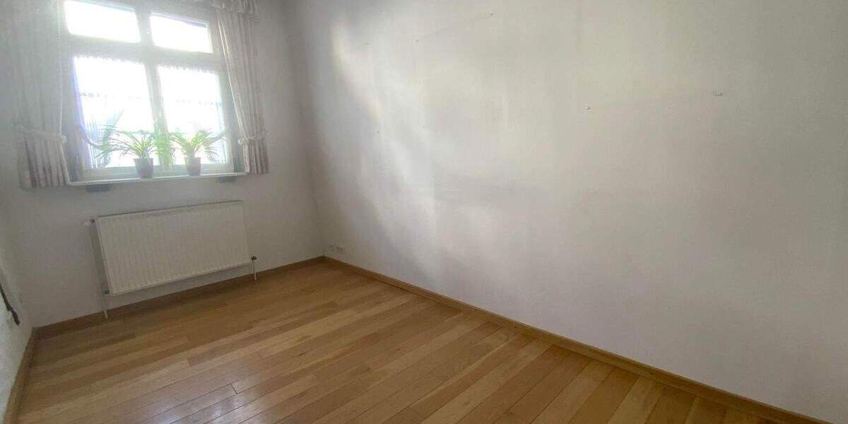 Einfamilienhaus Lünen - 3 Zimmer, 90 m&sup2;, 800&euro; | Angebot:25165863