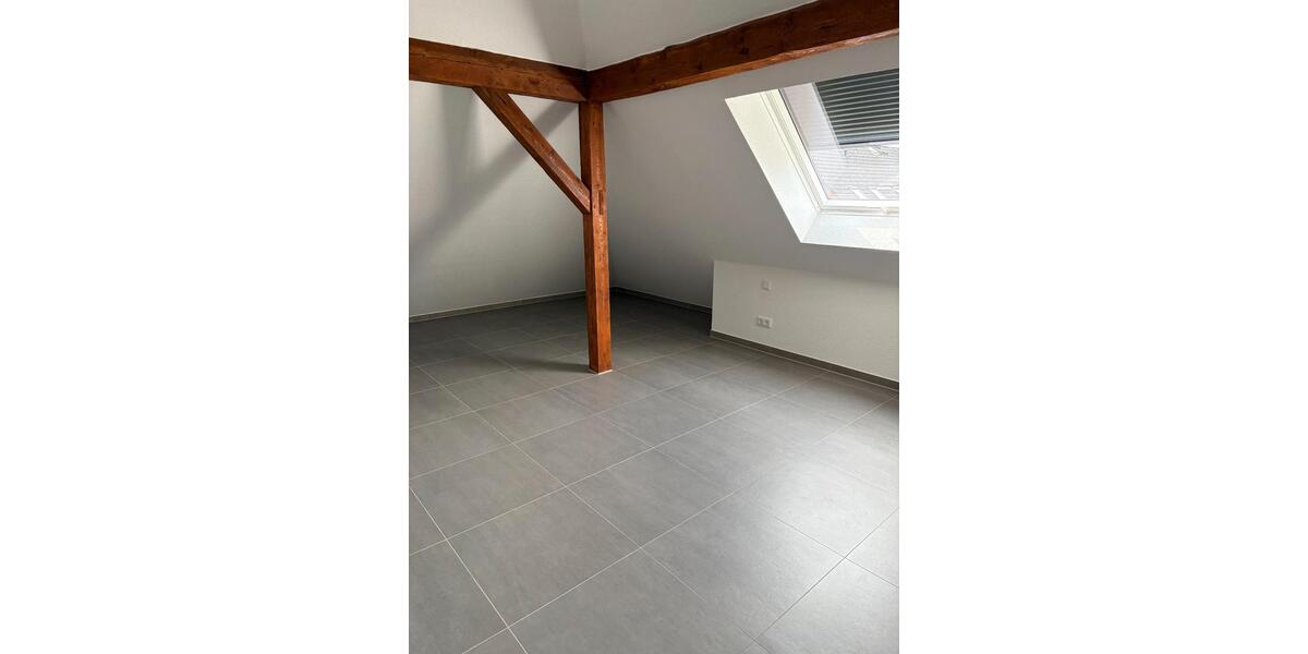 Dachgeschoßwohnung Barnstorf - 2 Zimmer, 79 m&sup2;, 750&euro; | Angebot:26035586