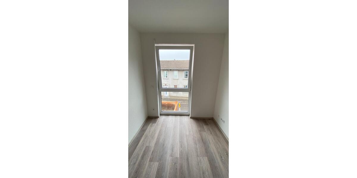 Reihenhaus Grevenbroich - 4 Zimmer, 133 m&sup2;, 1.980&euro; | Angebot:24829517