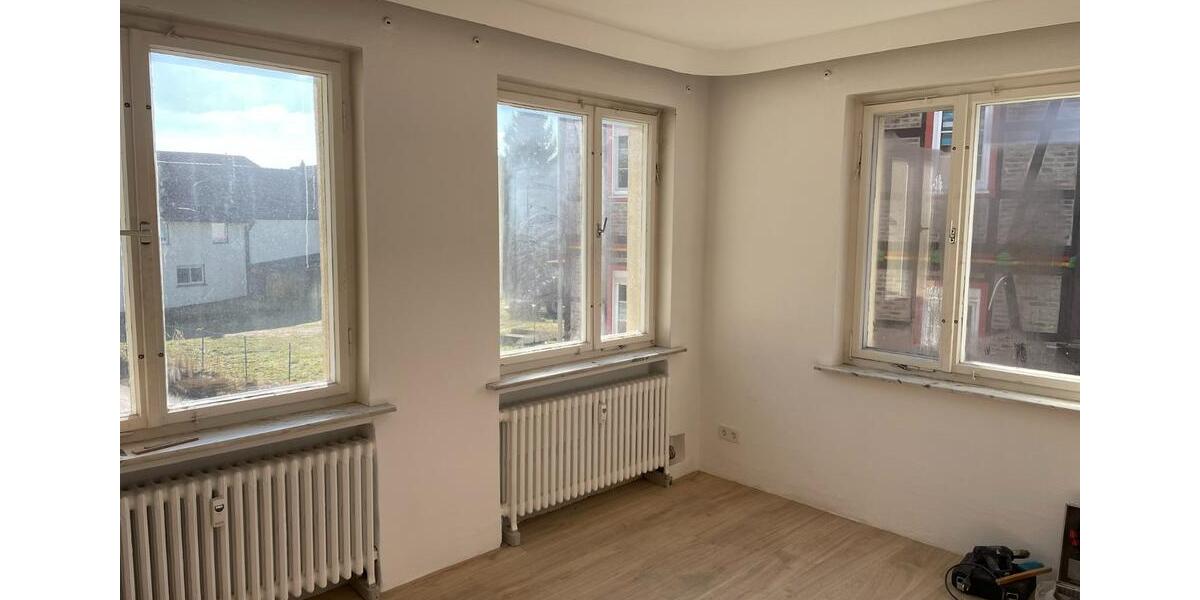 Etagenwohnung Gerstungen - 3 Zimmer, 82 m&sup2;, 450&euro; | Angebot:24839431