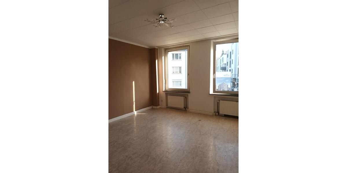 Etagenwohnung Mönchengladbach - 4 Zimmer, 105 m&sup2;, 700&euro; | Angebot:25150326